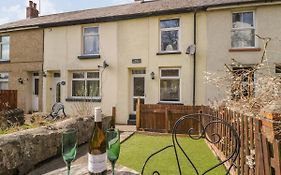5 Lower Ellick Street